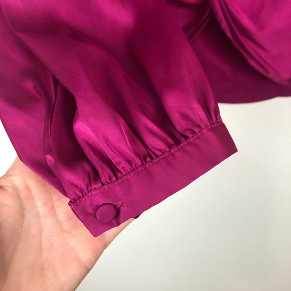 Heartloom Satin Twist Front Long Sleeve Blouse Orchid Pink Top Size Small - Picture 6 of 10